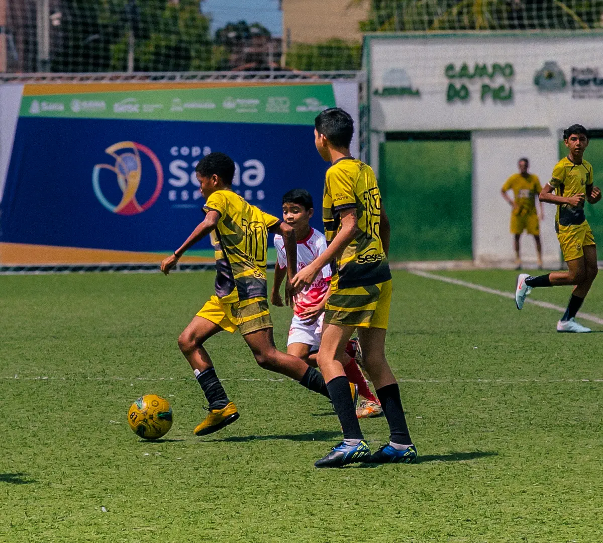 Partida de futebol da Copa Sub-13